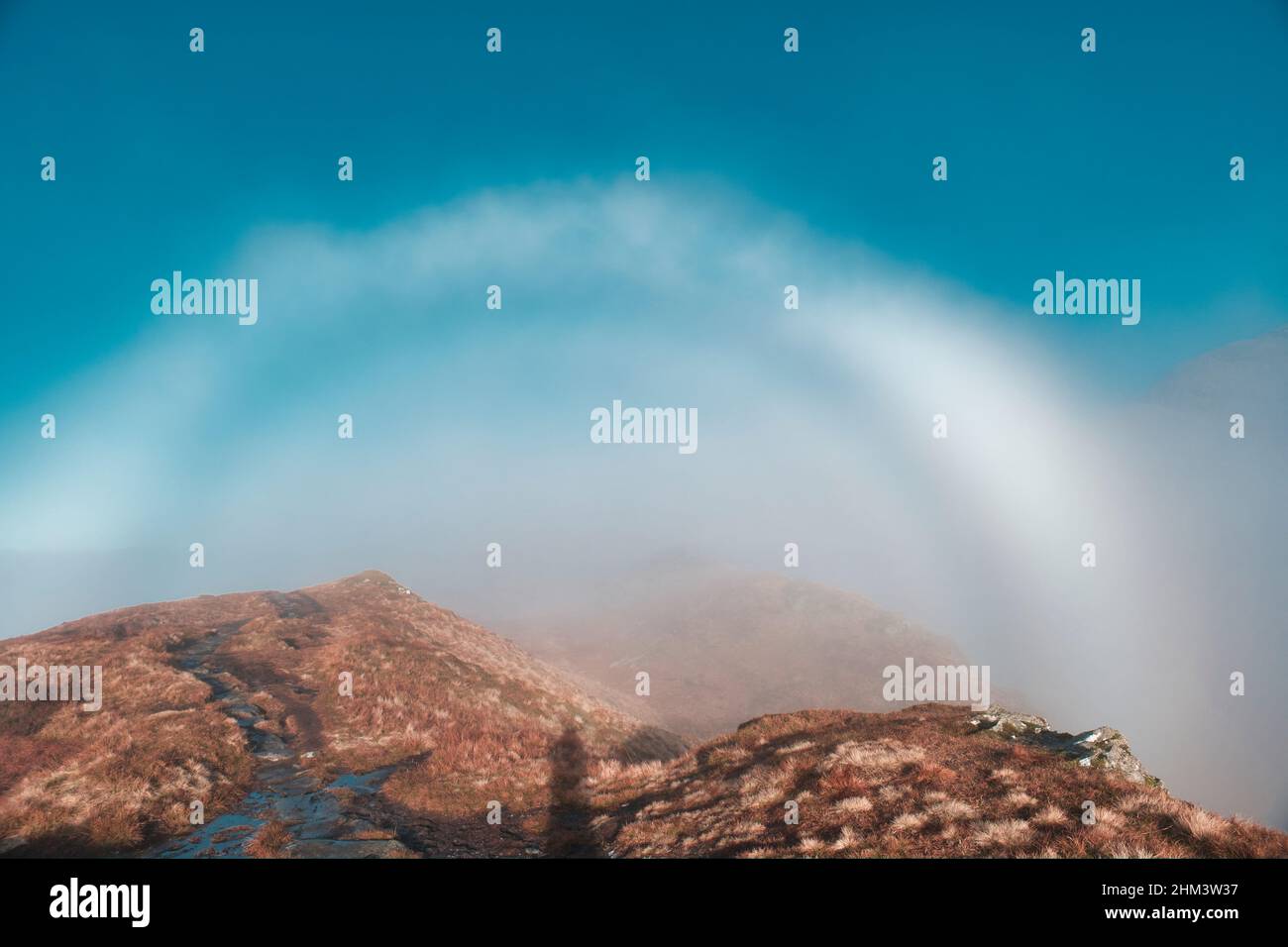 Weißer regenbogen -Fotos und -Bildmaterial in hoher Auflösung – Alamy