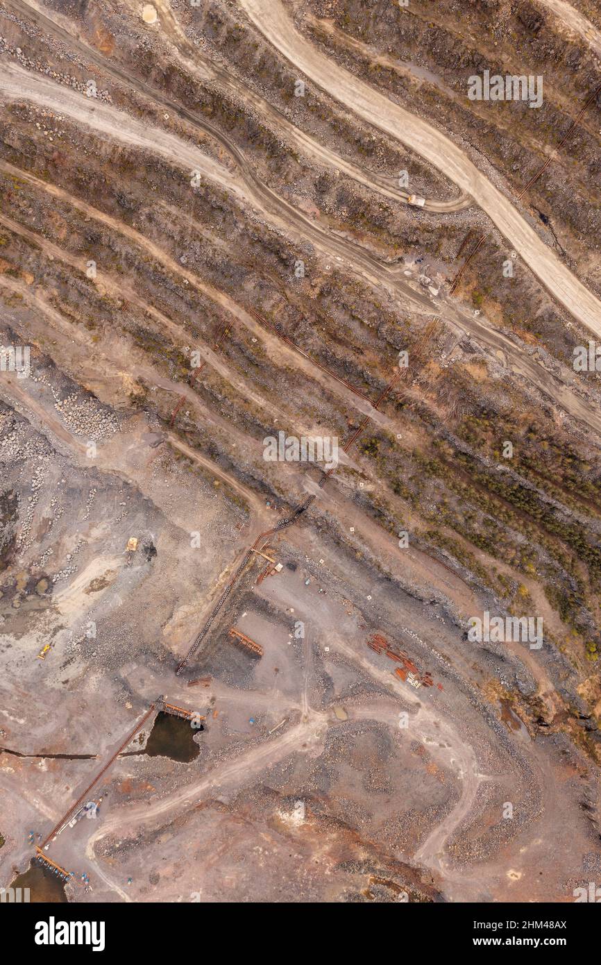 Blick aus dem Granit-Steinbruch. Bergbau für Granit Blick von einer Drohne Stockfoto