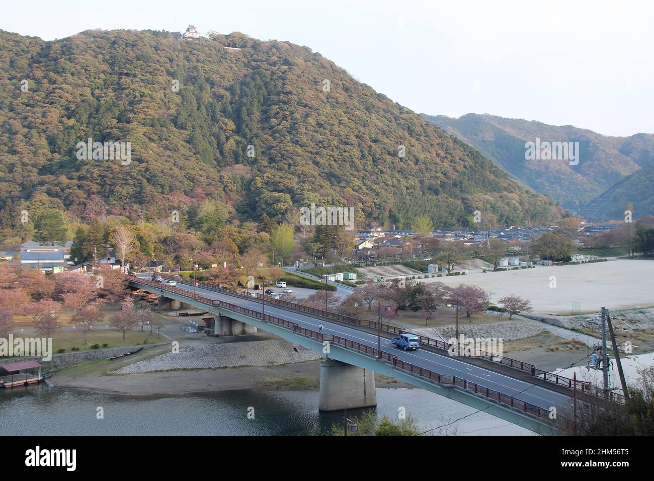 Schloss und Fluss Nishiki in iwakuni in japan Stockfoto