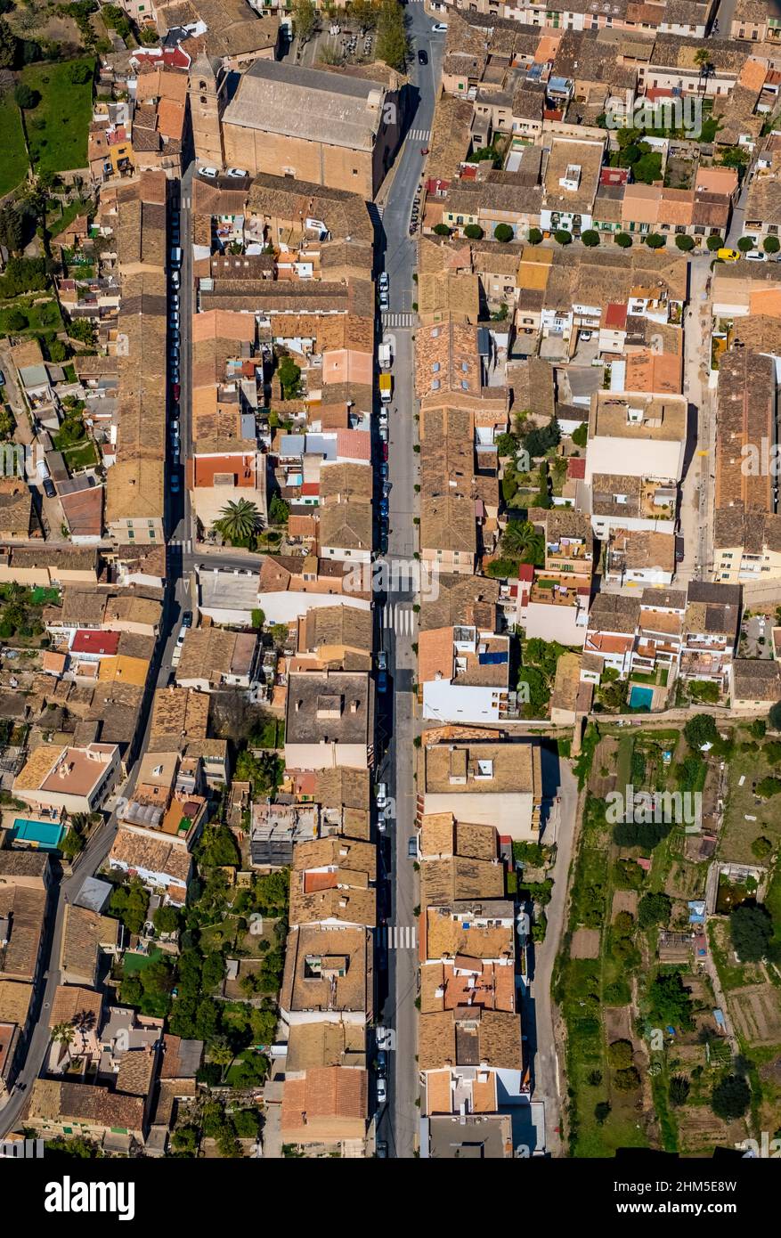 Luftaufnahme, Buñola, Bunyola, Stadtzentrum, Carrer de l'Església, PLA de na Tesa, Cabaneta (Sa), Mallorca, Balearen, Balearen, Balearen, Stockfoto