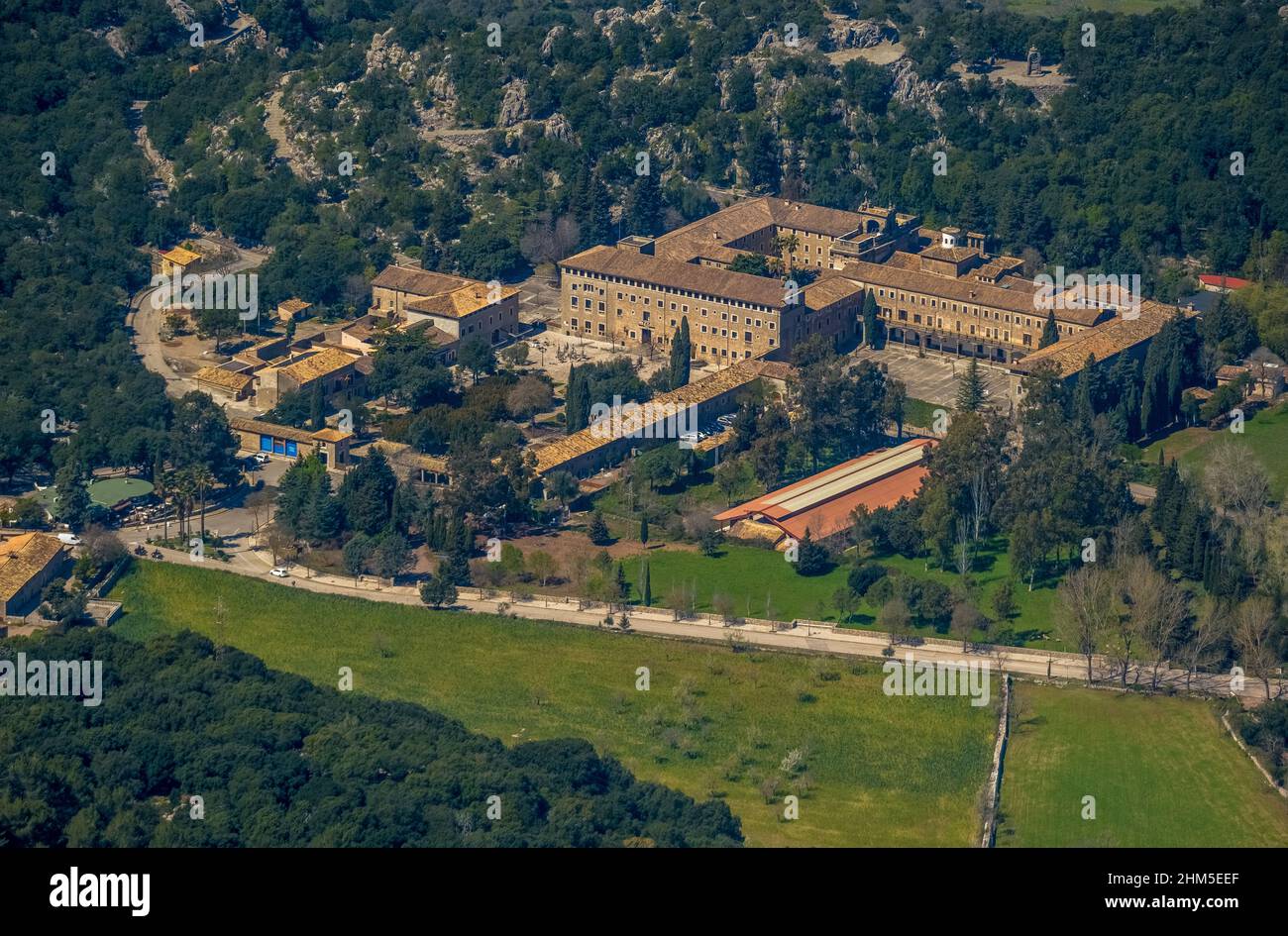 Luftaufnahme, Kloster Santuari de Lluc La Indioteria, S'Hostalot (Urbanitzacio), Mallorca, Balearen, Balearen, Baleares, Spain, ESP, E Stockfoto