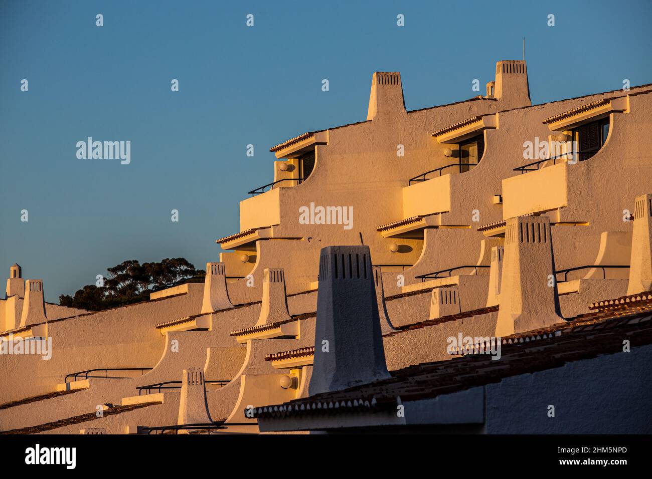 Dacharchitektur in Albufeira, Portugal Stockfoto