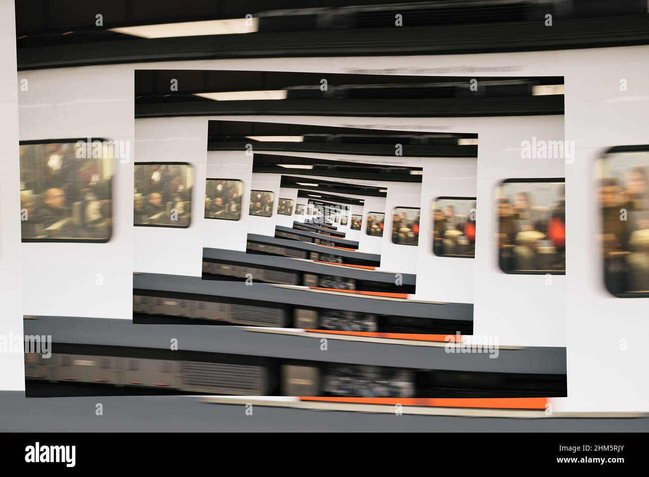 Verwischen Sie unscharfe Silhouetten von Menschen, die innerhalb der U-Bahn-Waggons in Barcelona pendeln, in metaverse konzeptuelle Realität Imagination virtuelle und reale Welt - cybersapce hypothesierte Iteration des Internets und unterstützte persistente virtuelle 3-D-Online-Umgebungen Stockfoto