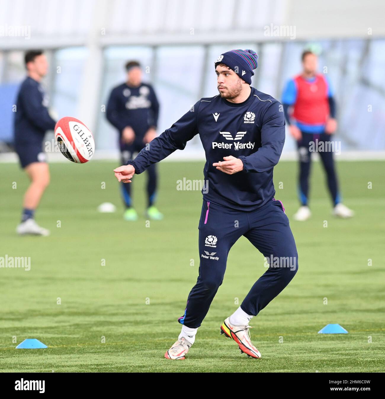 Oriam Sports Centre Edinburgh.Scotland.UK.7th Feb 22 Guinness Six Nations Schottland Rufus McLean Trainingseinheit für Wales Spiel.. Stockfoto