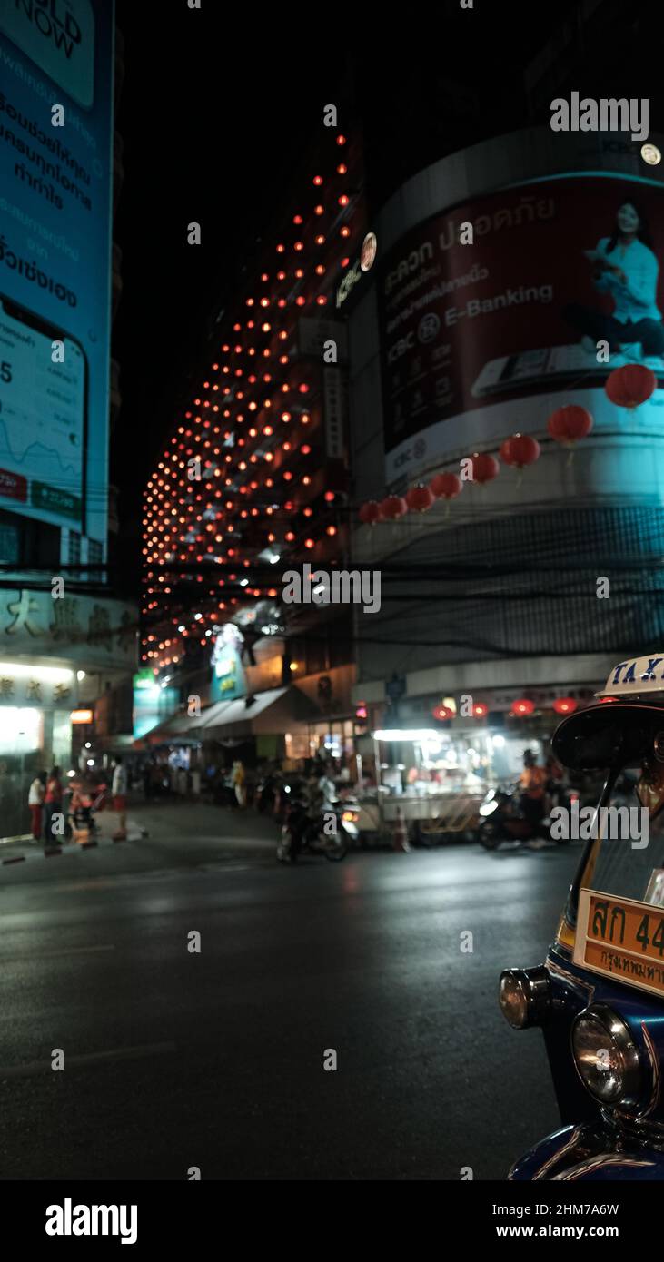 Jahr des Tigers 2022 Chinesisches Neujahr Yaowarat Road Samphanthawong District Chinatown Bangkok Thailand Stockfoto