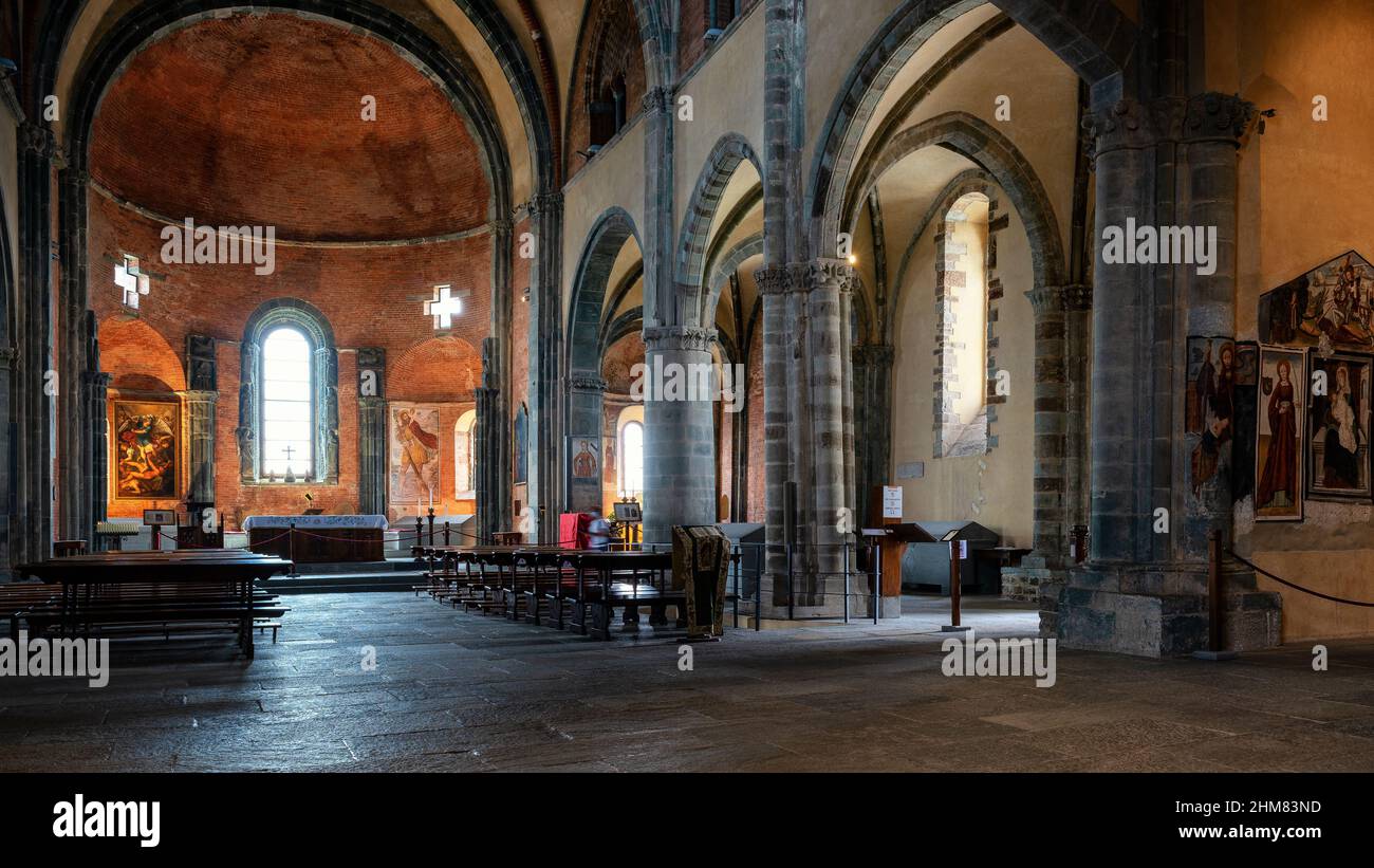 Innenansicht von Sacra di San Michele, wunderschöne antike Abtei im Val di Susa. Provinz Turin, Region Piemont, Italien. Stockfoto