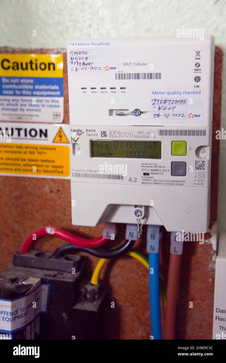 Industrie, Strom, Strom, neuer Smart Meter für die Versorgung von Privathaushalten. Stockfoto