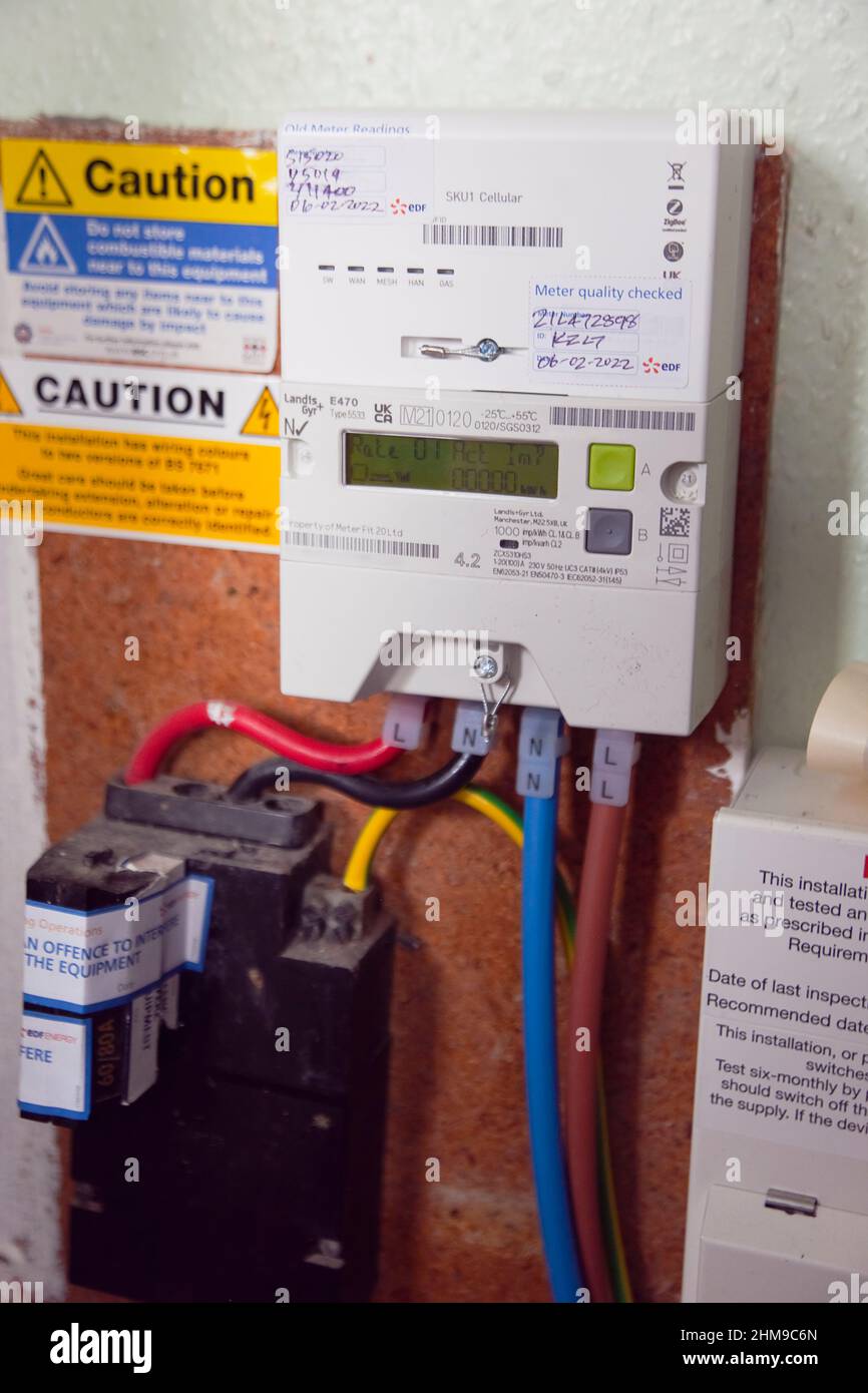 Industrie, Strom, Strom, neuer Smart Meter für die Versorgung von Privathaushalten. Stockfoto