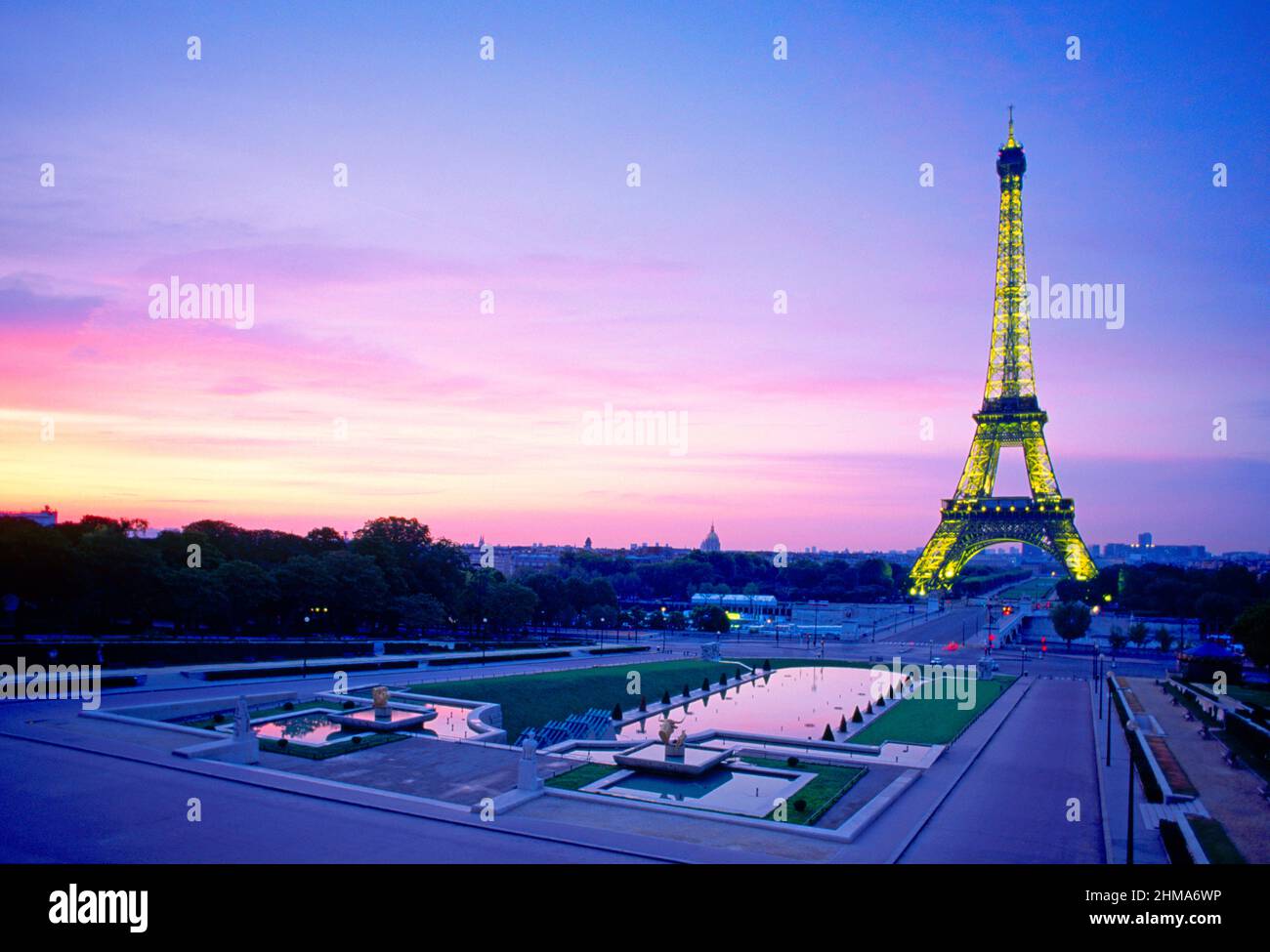 Frankreich, Paris, Eiffelturm, Morgendämmerung, vom Palais de Chaillot, Stockfoto