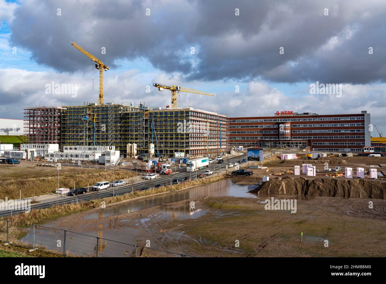 O-Werk, ehemaliges Verwaltungsgebäude des Opel-Werks in Bochum, heute Herzstück des O-Werk Campus, einem Bürokomplex mit über 7.000 Quadratmetern Stockfoto