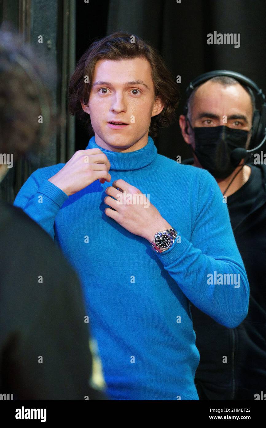 Madrid, Spanien. 08th. Februar 2022. Der britische Schauspieler Tom Holland wurde während der Premiere von „Uncharted“ in den Tres 60 Studios in Madrid gesehen. Kredit: SOPA Images Limited/Alamy Live Nachrichten Stockfoto