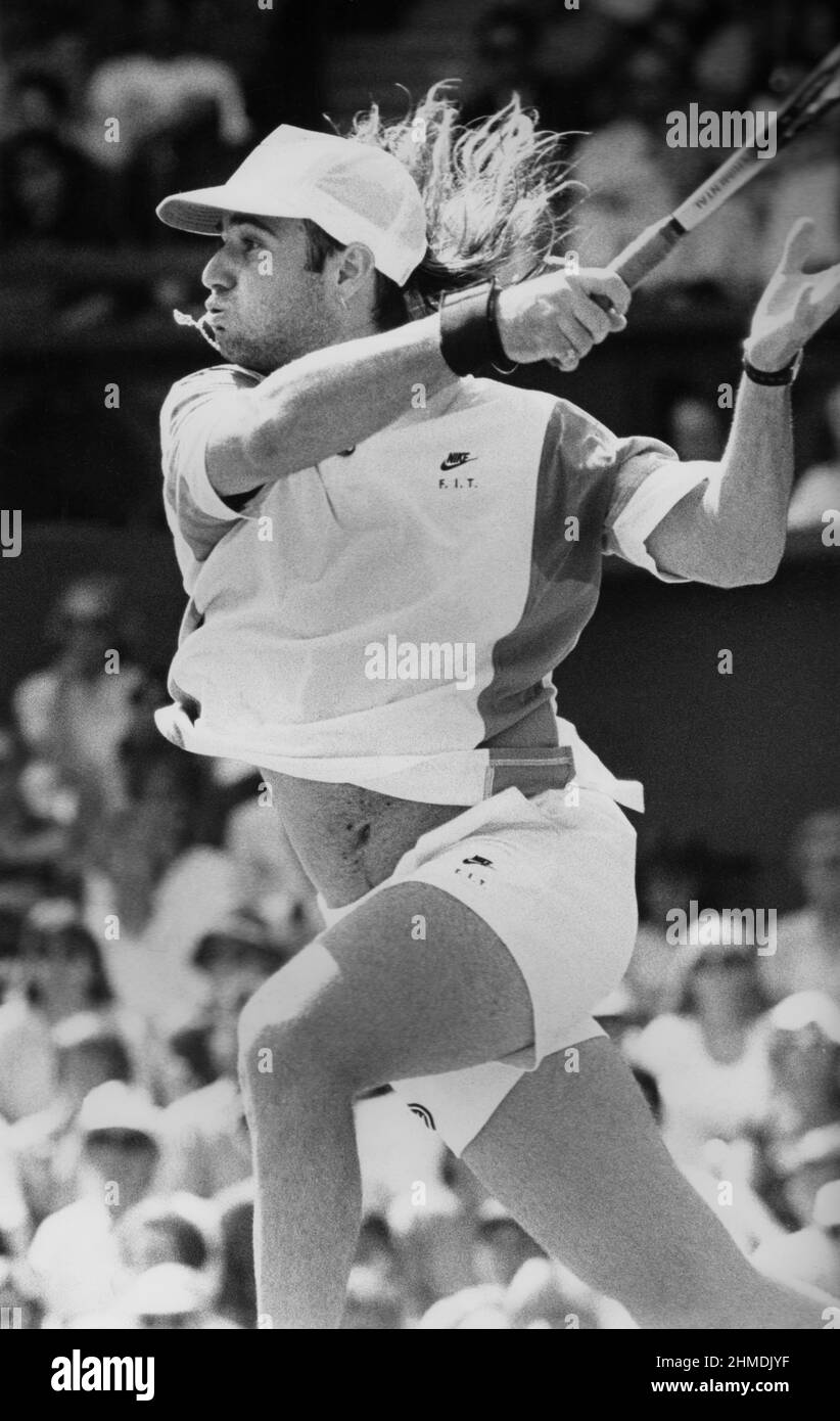 Andre agassi lange haare Fotos und Bildmaterial in hoher Auflösung