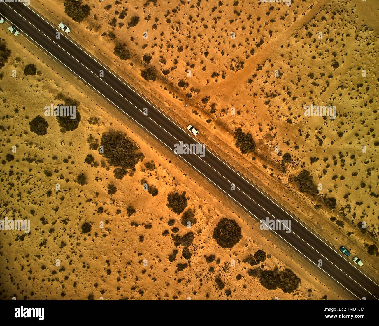 Blick auf die Straße zwischen Flag Beach und Parque Naturale Fuerteventura Stockfoto