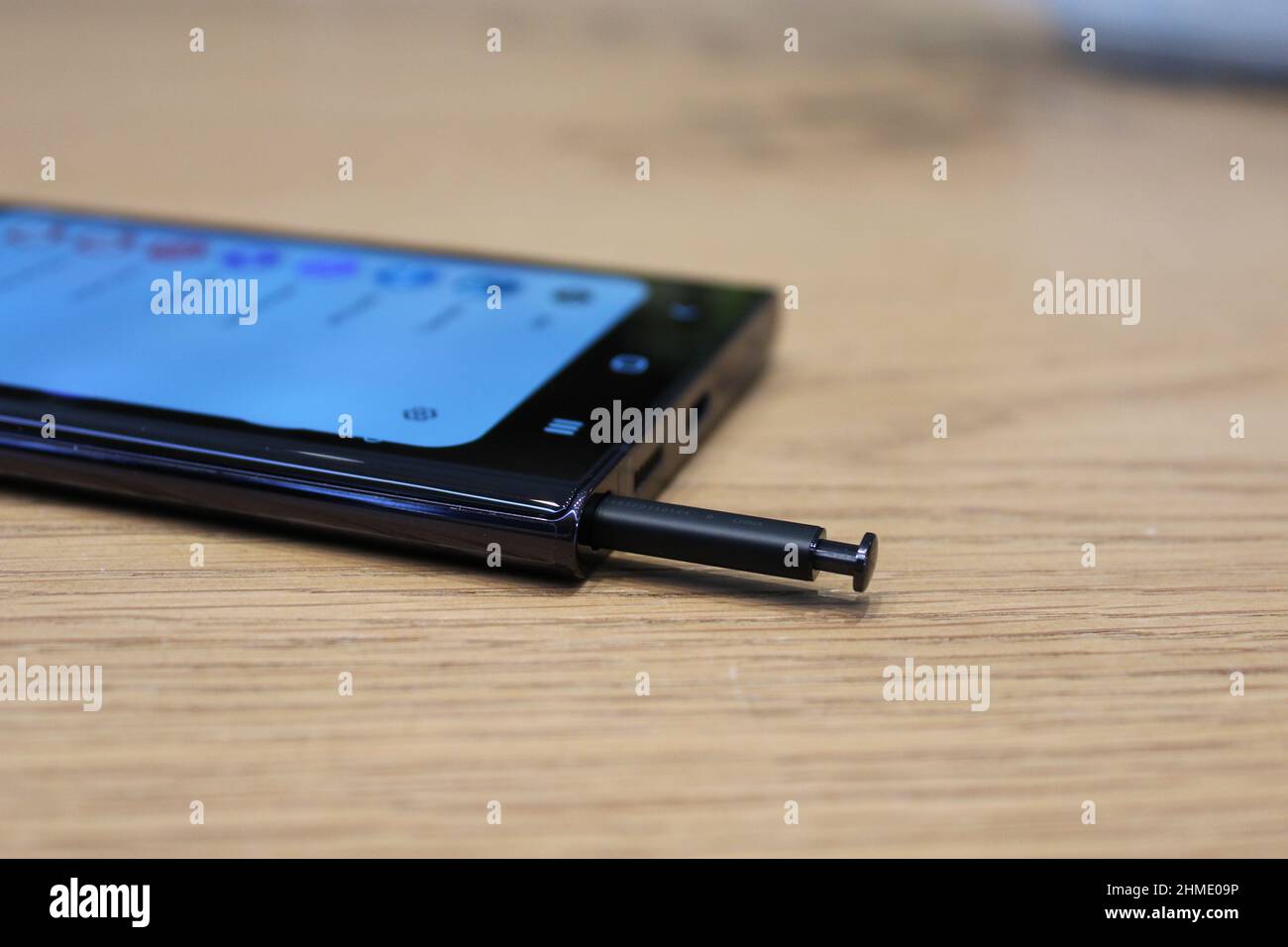 Das neue Samsung Galaxy S22 Ultra, eine der neuen Serie von Handys von der Firma vorgestellt. Bilddatum: Mittwoch, 9. Februar 2022. Stockfoto