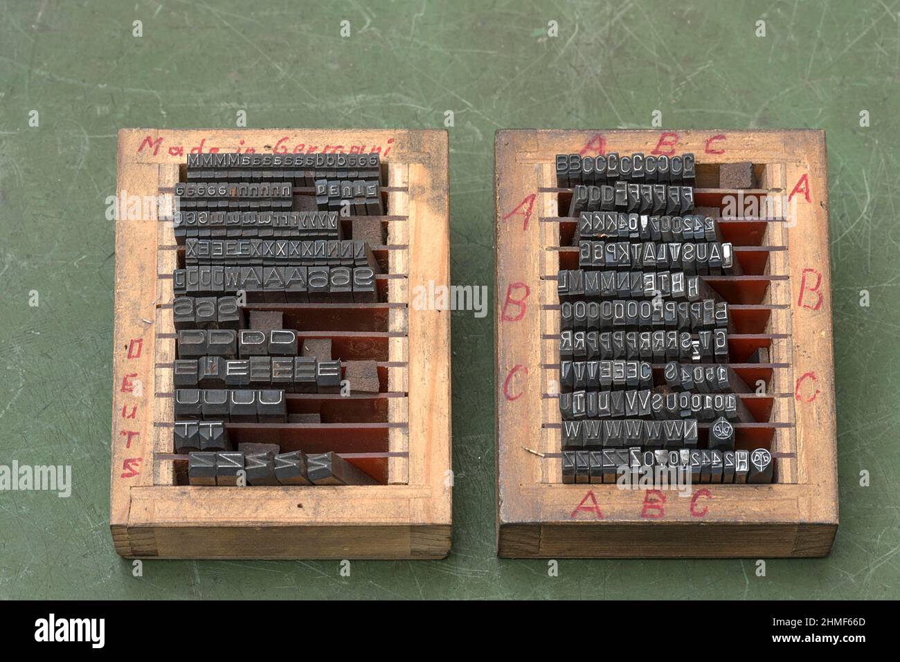 Set-Box mit Buchstaben einer ehemaligen Ventilfabrik, heute Industriemuseum, Lauf an der Pegnitz, Mittelfranken, Bayern, Deutschland Stockfoto