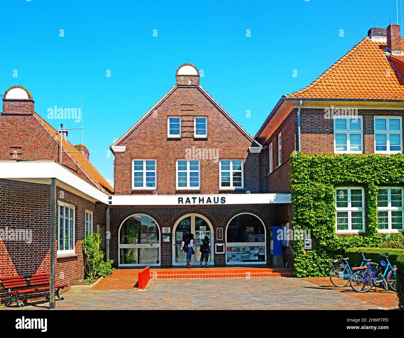 Rathaus, Inselgemeinde Langeoog, Ostfriesland, Niedersachsen, Deutschland Stockfoto