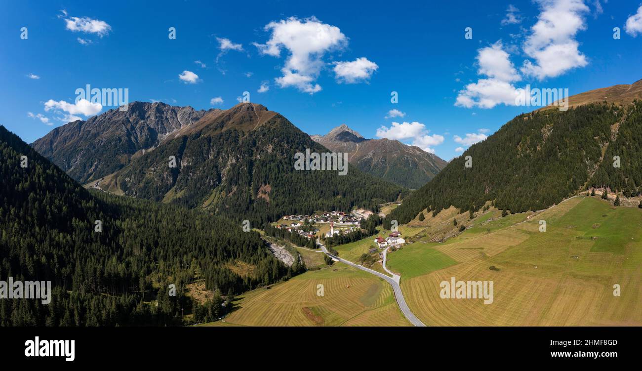 Stubaier Alpen, Bergsteigerdorf Sankt Sigmund im Sellrain, Tirol, Österreich Stockfoto