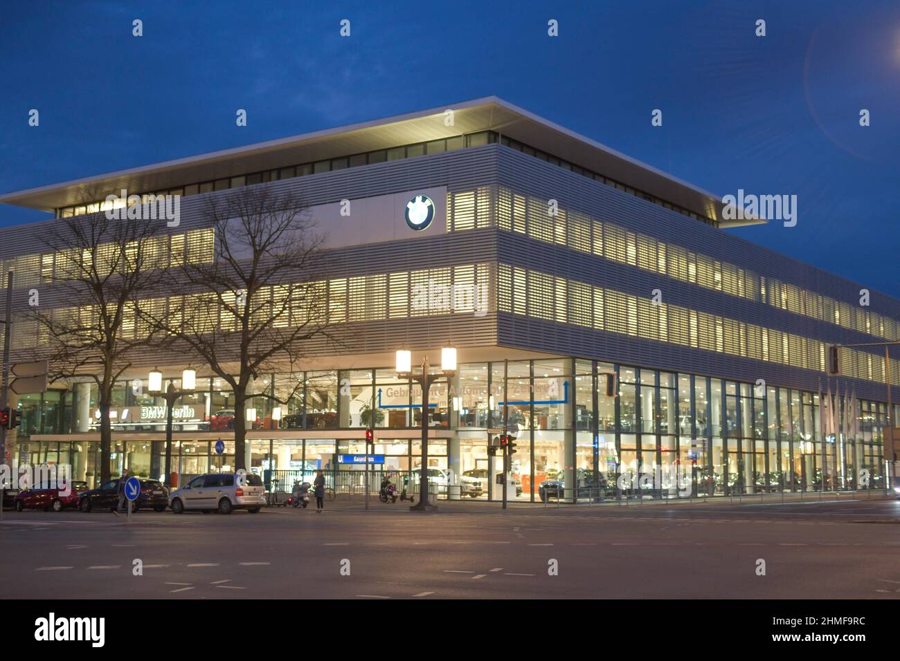 BMW Niederlassung, Kaiserdamm, Westend, Charlottenburg, Berlin, Deutschland Stockfoto