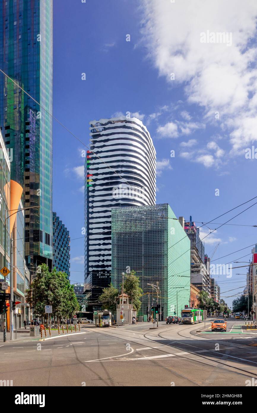 Melbourne, Australien - Barak-Gebäude von ARM Architecture und RMIT Design Hub von Sean Godsell Architects mit Peddle Thorp Arch Stockfoto