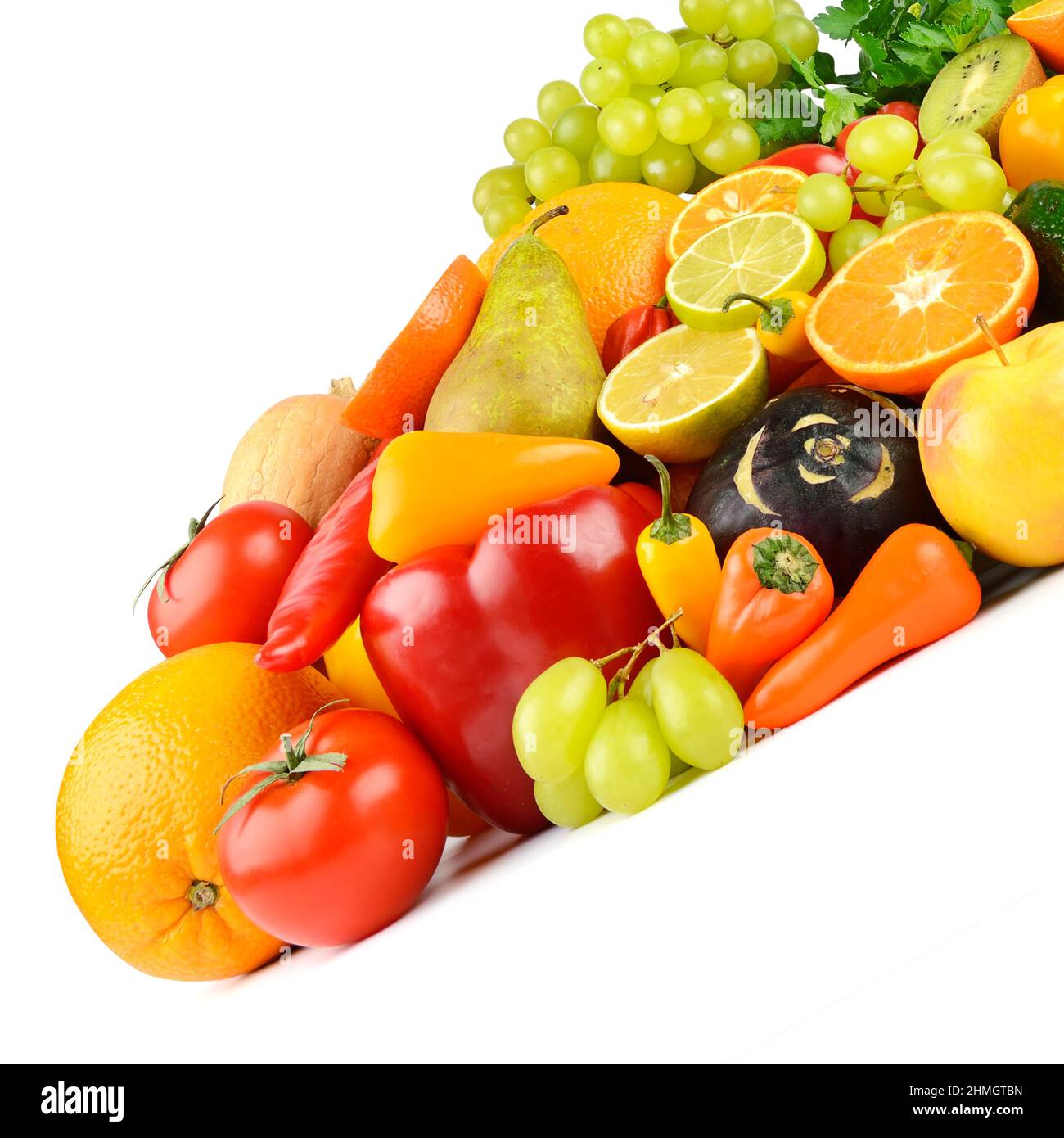 Mehrfarbige und appetitliche Früchte und Gemüse nützlich für die Gesundheit isoliert auf weißem Hintergrund. Stockfoto