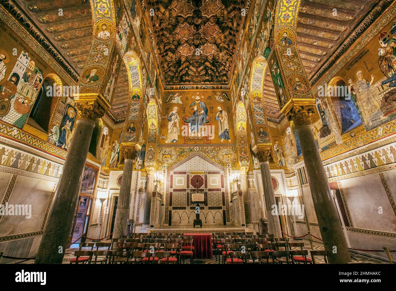 Cappella Palatina mit prächtigen Goldmosaiken im Palazzo reale (Palazzo dei Normanni), Palermo, Sizilien, Italien Stockfoto
