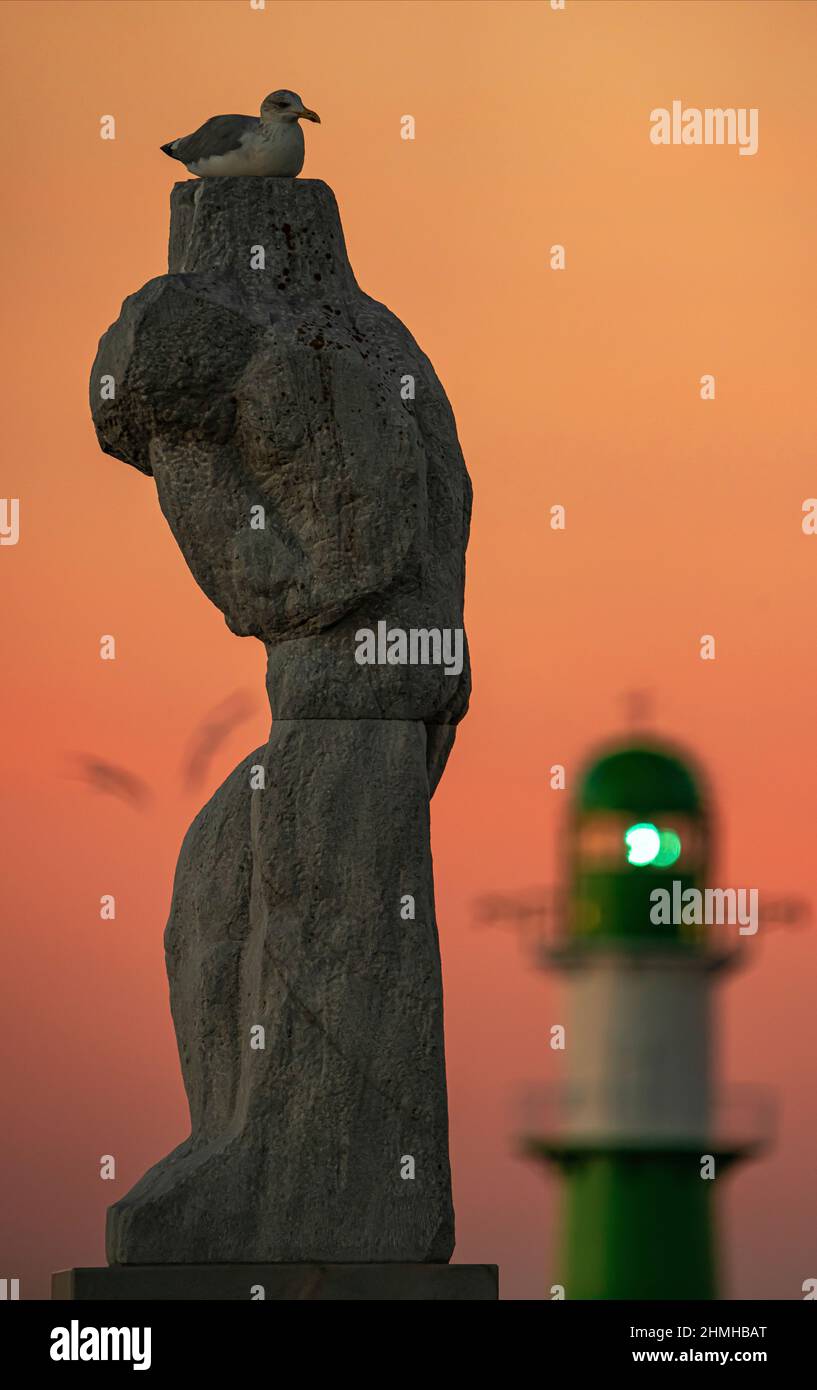 Westpier-Leuchtfeuer HRO-Warnemünde, Ostsee Stockfoto