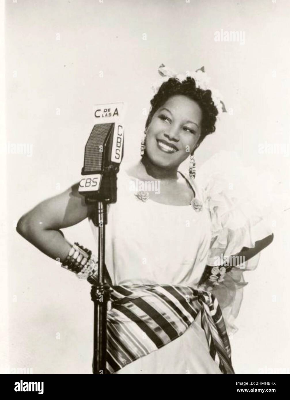 EUSEBIA COSME (1908-1976) Afro-kubanische Lyrikreziterin und Filmschauspielerin um 1945 Stockfoto
