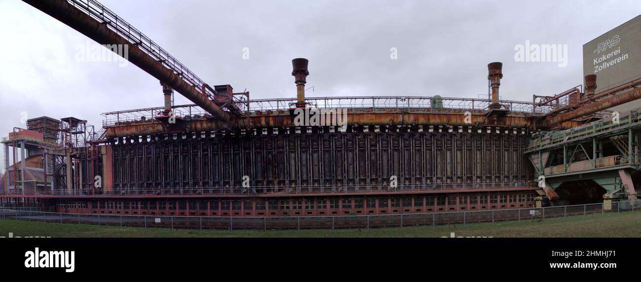 Kokerei der Zeche Zollverein, Denkmal der Industriekultur, hochauflösendes Panorama genäht Stockfoto