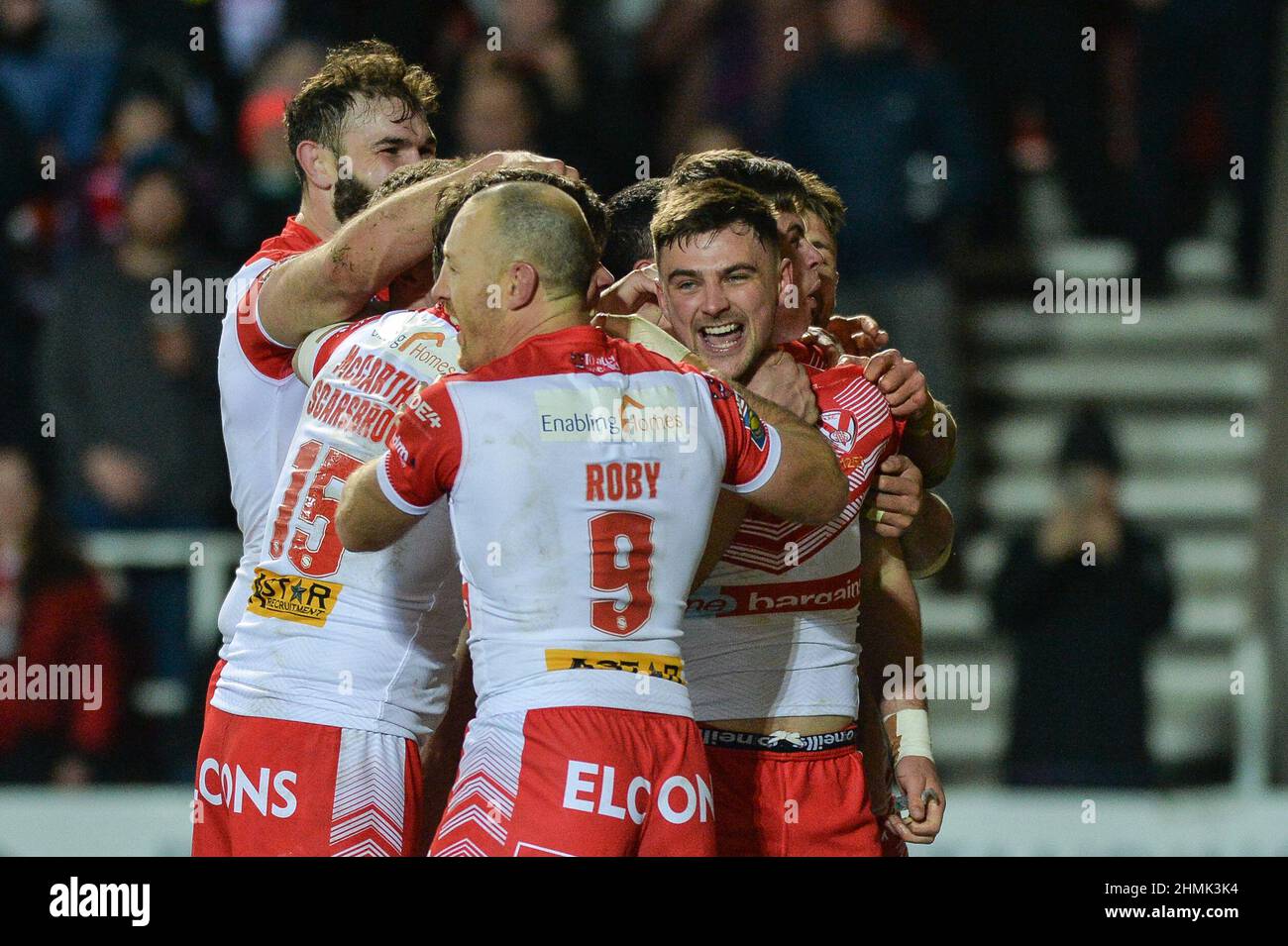 St. Helens, England - 10. Februar 2022 - Lewis Dodd von St. Helens feiert Versuch während der Rugby League Betfred Super League Runde 1 St. Helens gegen Katalanische Drachen im Totally Wicked Stadium, St. Helens, UK Dean Williams Stockfoto