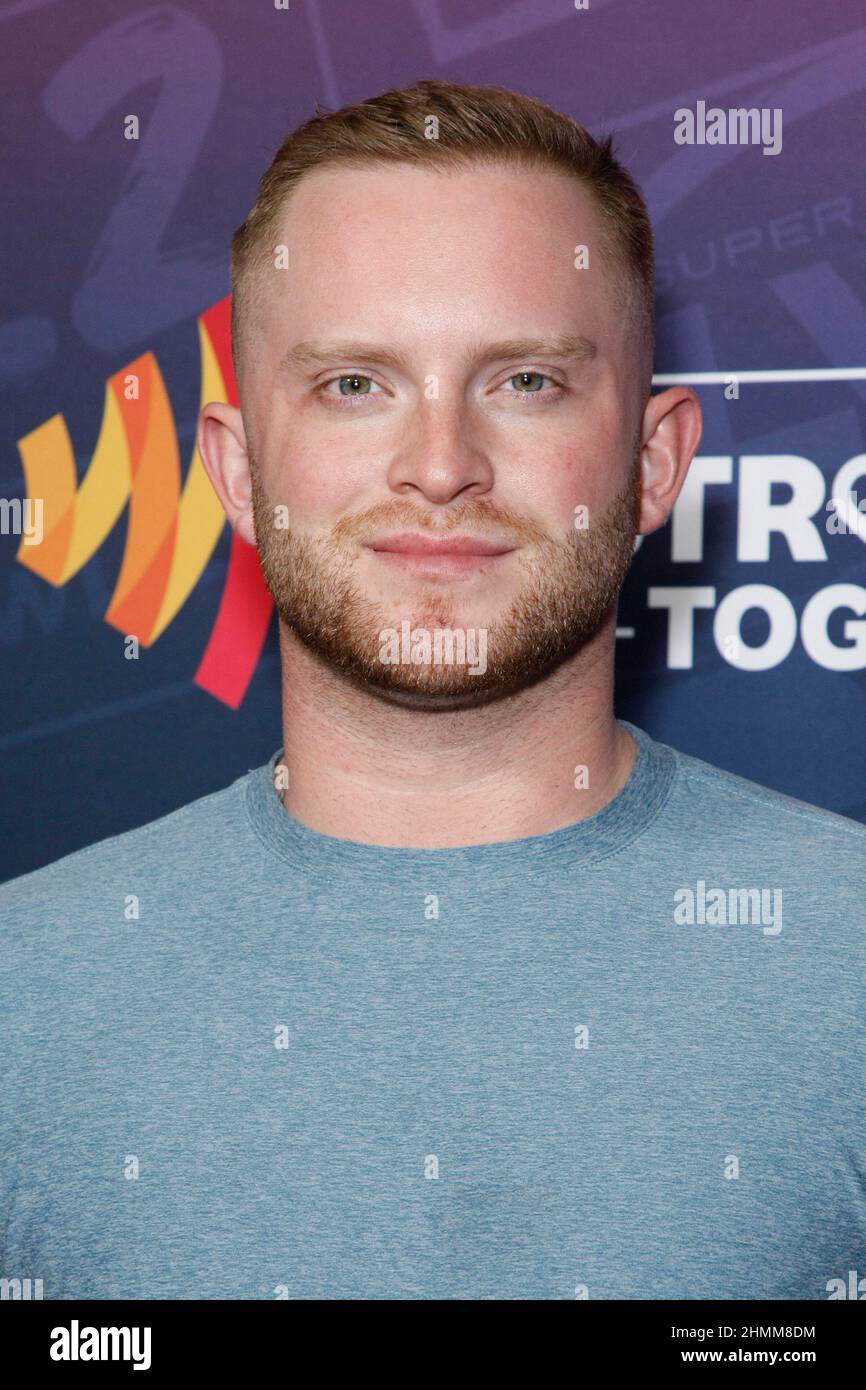 Los Angeles, USA. 10th. Februar 2022. August Getty nimmt am 10. Februar 2022 an Einer Night of Pride mit GLAAD und NFL in Los Angeles, Kalifornien, Teil. Foto: Craig 'Crash' Hattori/imageSPACE/Sipa USA Kredit: SIPA USA/Alamy Live News Stockfoto