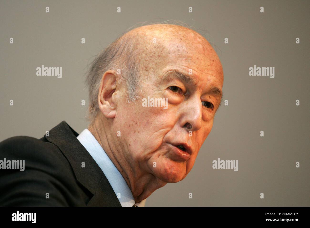 Angers (Nordwestfrankreich), am 14. Mai 2005: Konferenz des ehemaligen Präsidenten der Französischen Republik Valery Giscard d'Estaing zur Europäischen Verfassung an der Business School Stockfoto