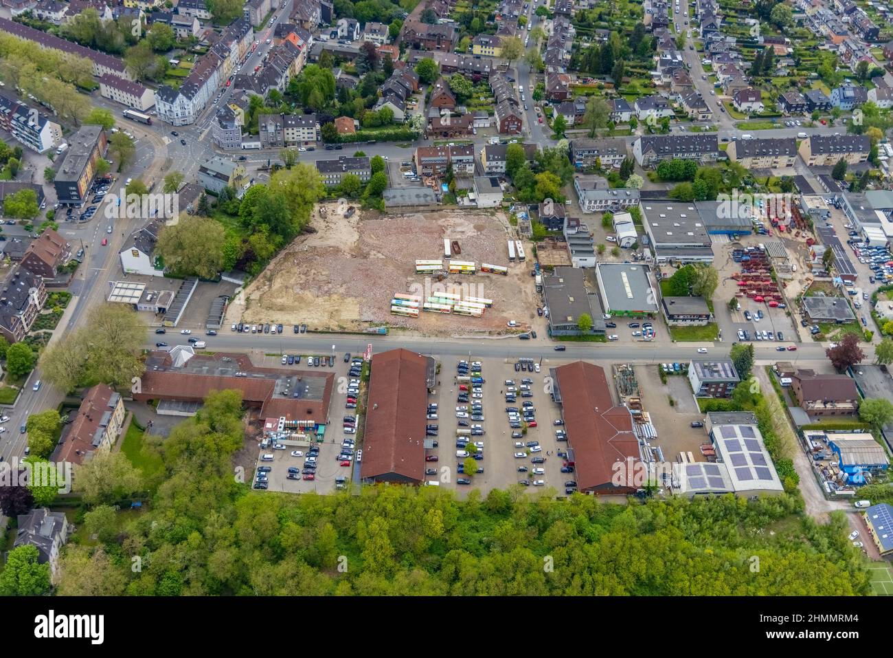Luftaufnahme, Nahversorgungszentrum Aldi und Rewe, Busparkplatz am Dördelmannshof, Ückendorf, Gelsenkirchen, Ruhrgebiet, Nordrhein-Westfalen, Deutschland, DE, Stockfoto