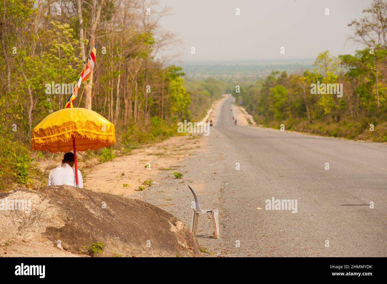 Eingang (& Exit) Straße nach Phnom Tamao Wildlife Rescue Center, Takeo Province, Kambodscha. Kredit: Kraig Lieb Stockfoto
