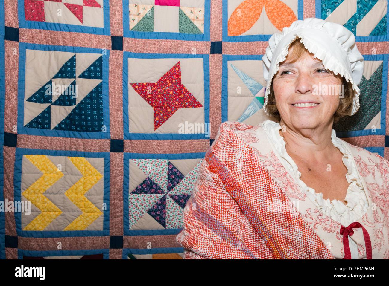 Frau in Kolonialkleidung Stockfoto