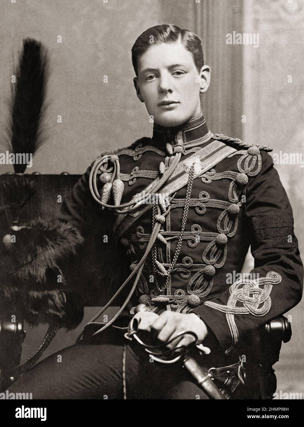 Winston Churchill in der Militäruniform eines Husaren 1895, im Alter von 21 Jahren. Stockfoto