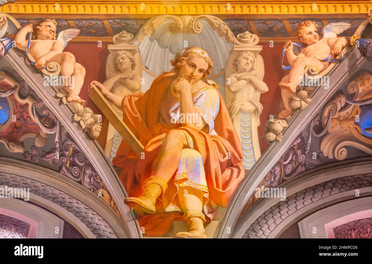 ROM, ITALIEN - 28. AUGUST 2021: Das Fresko des Propheten Jesaja in der Kirche San Girolamo dei Croatie von Pietro Gagliardi (1847-1852). Stockfoto