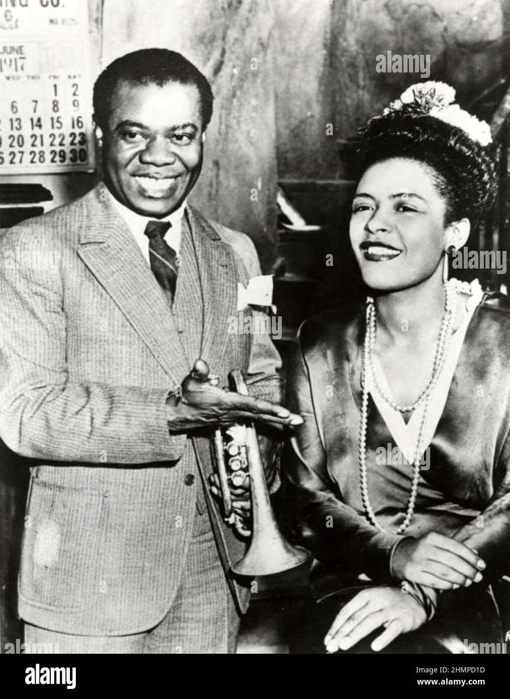 LOUIS ARMSTRONG und Billie Holiday im Jahr 1947 während der Dreharbeiten zu „New Orleans“ Stockfoto