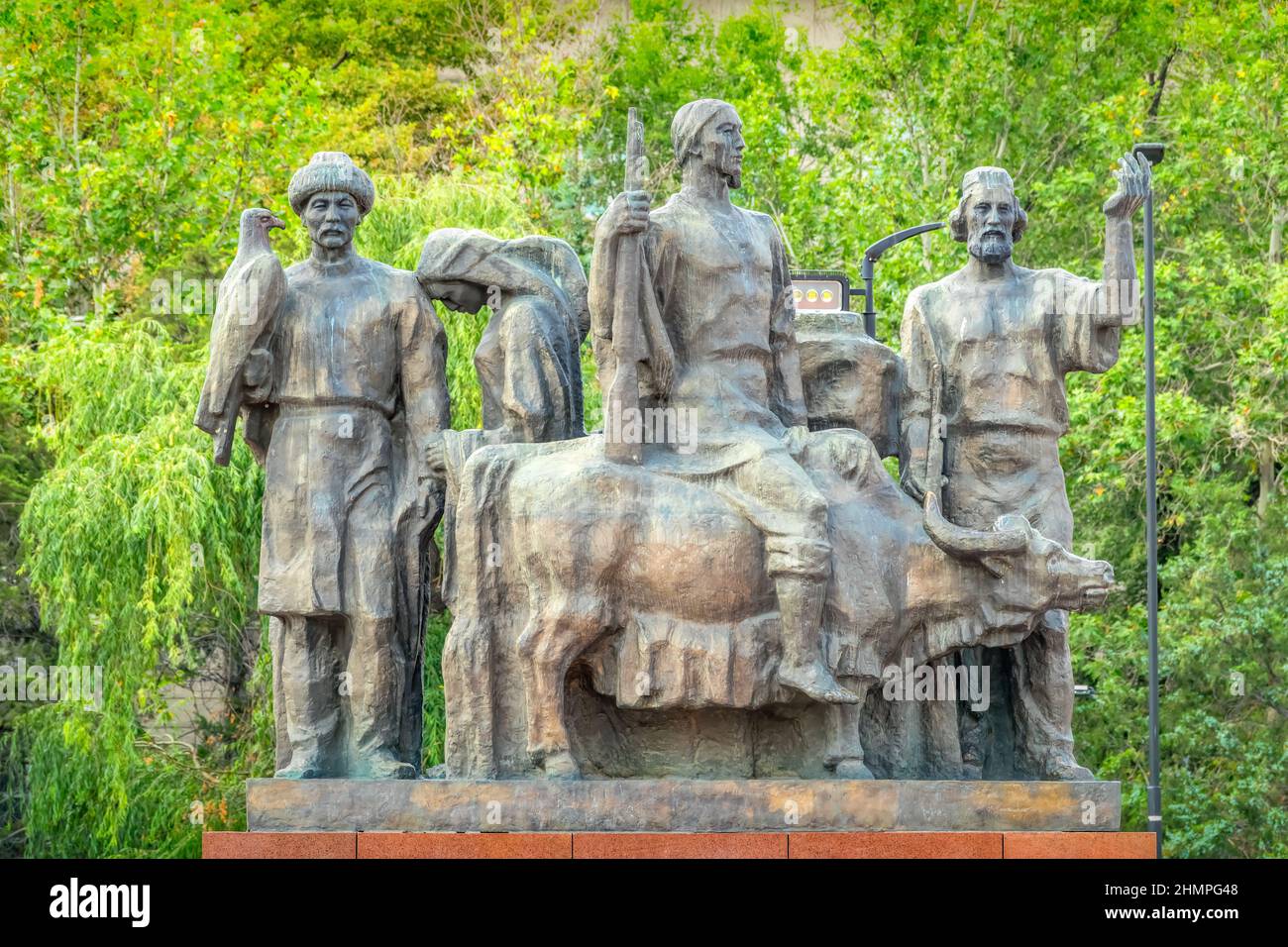 Denkmal für die Kämpfer der Revolution in Bischkek Kirgisistan, Zentralasien Stockfoto