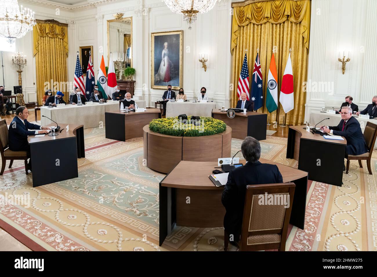 Präsident Joe Biden nimmt am 24. September 2021 im Ostsaal des Weißen Hauses am Quad Leaders Summit mit dem indischen Premierminister Narendra Modi, dem australischen Premierminister Scott Morrison und dem japanischen Premierminister Yoshihide Suga Teil. (Offizielles Foto des Weißen Hauses von Adam Schultz) Stockfoto