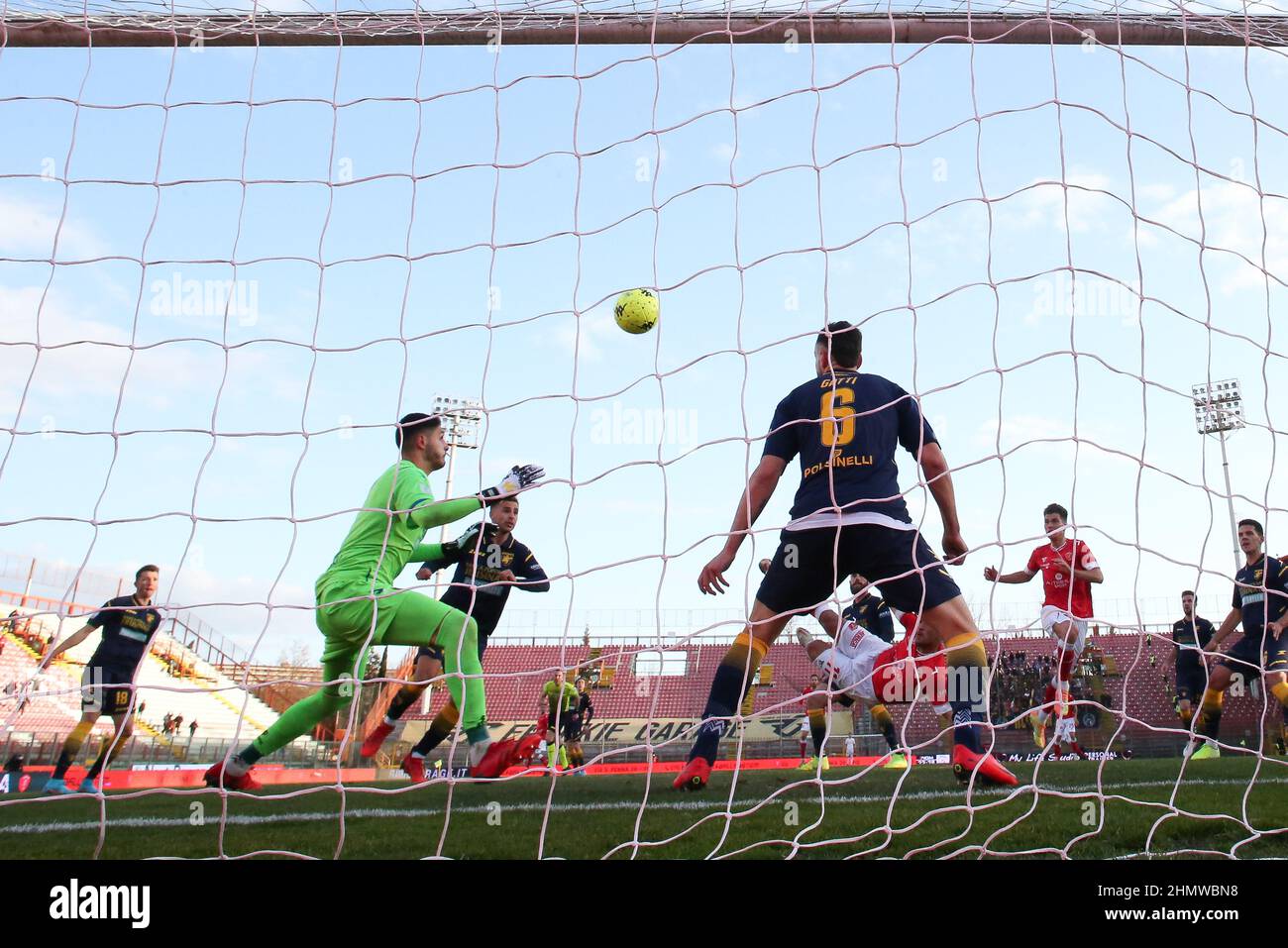 Perugia, Italien. 12th Feb, 2022. olivieri marco (n.11 perugia calcio) Tor 2-0 während AC Perugia vs Frosinone Calcio, Italienisches Fußballspiel der Serie B in Perugia, Italien, Februar 12 2022 Quelle: Independent Photo Agency/Alamy Live News Stockfoto