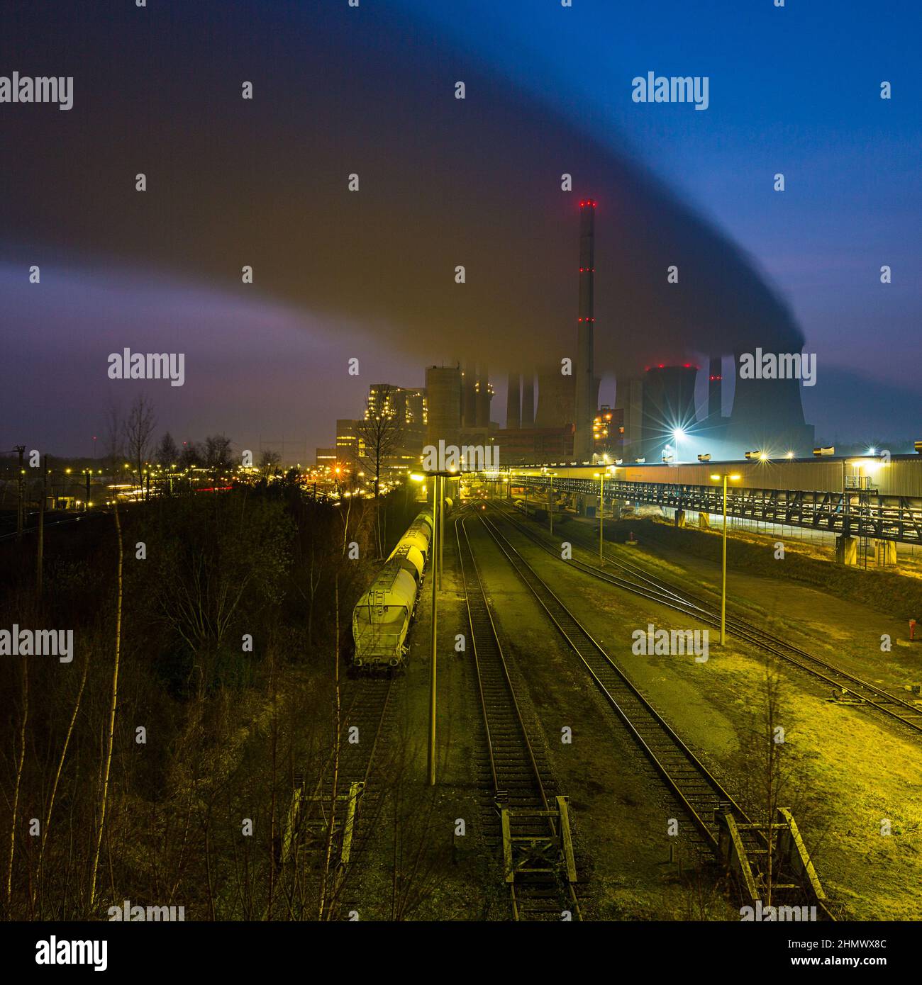 Frachtlager in einem Kohlekraftwerk Stockfoto