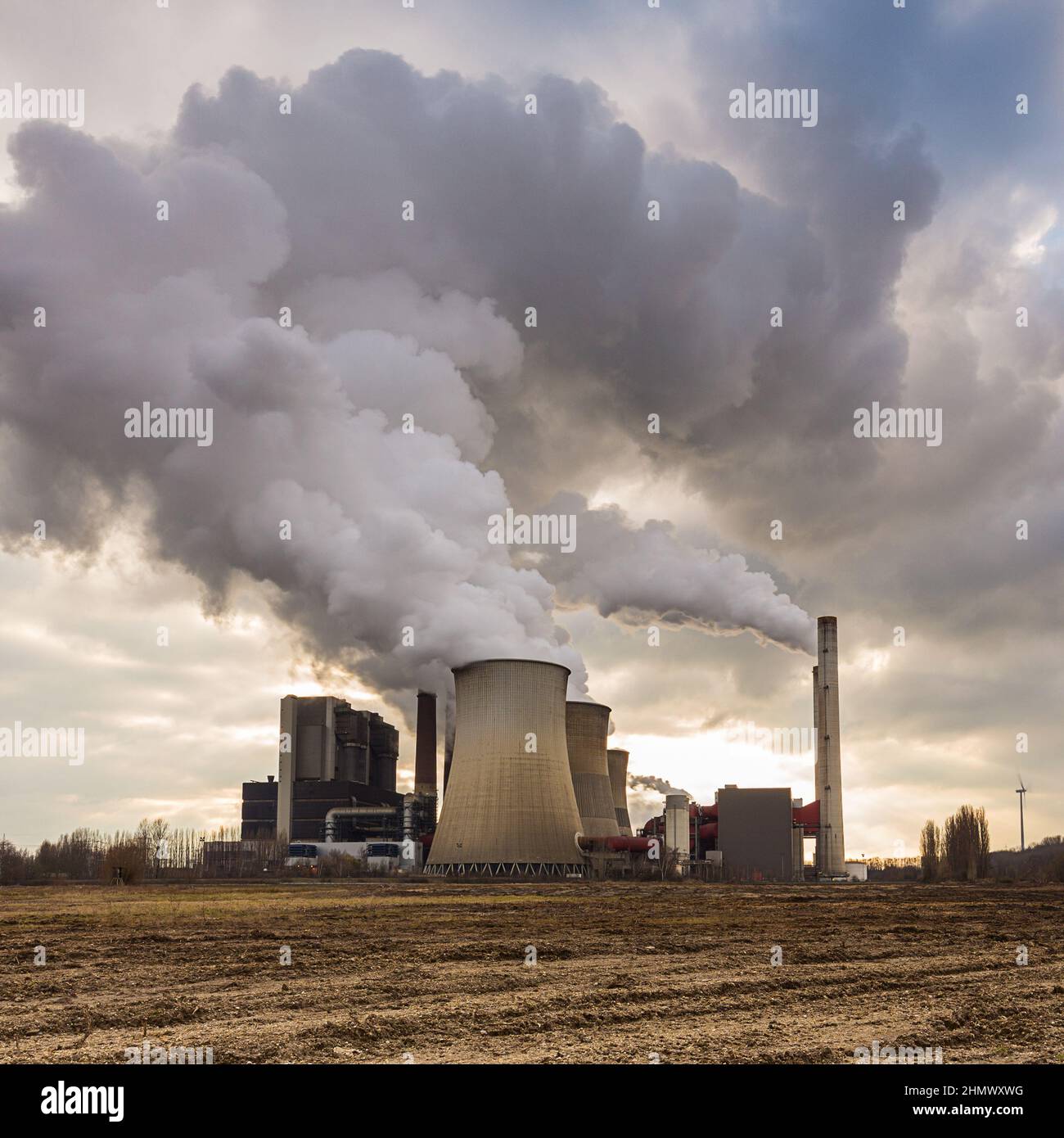 Verschmutzung durch Braunkohlekraftwerke Stockfoto