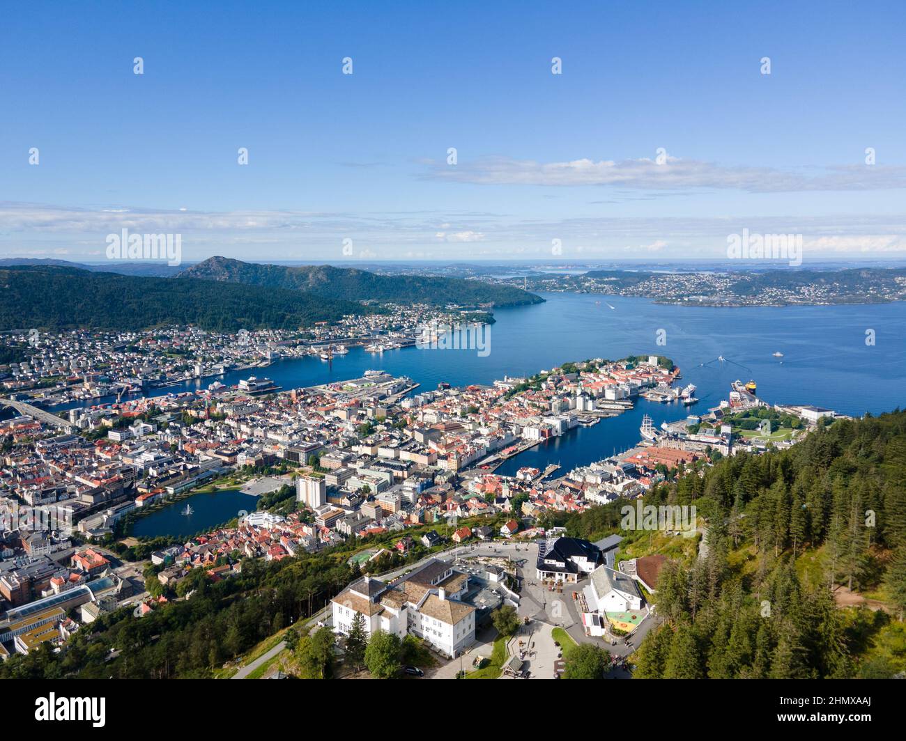 Bergen, Norwegen. Blick vom Berg Fløyen, 320 Meter über dem Meeresspiegel. Stockfoto