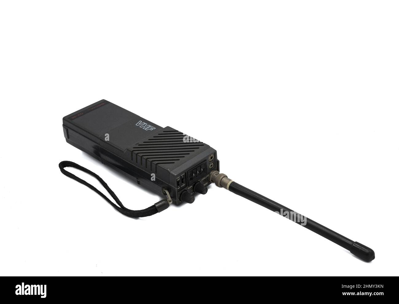 Foto eines schwarzen tragbaren Funkgerätes mit Walkie-Talkie, isoliert auf weißem Hintergrund Stockfoto