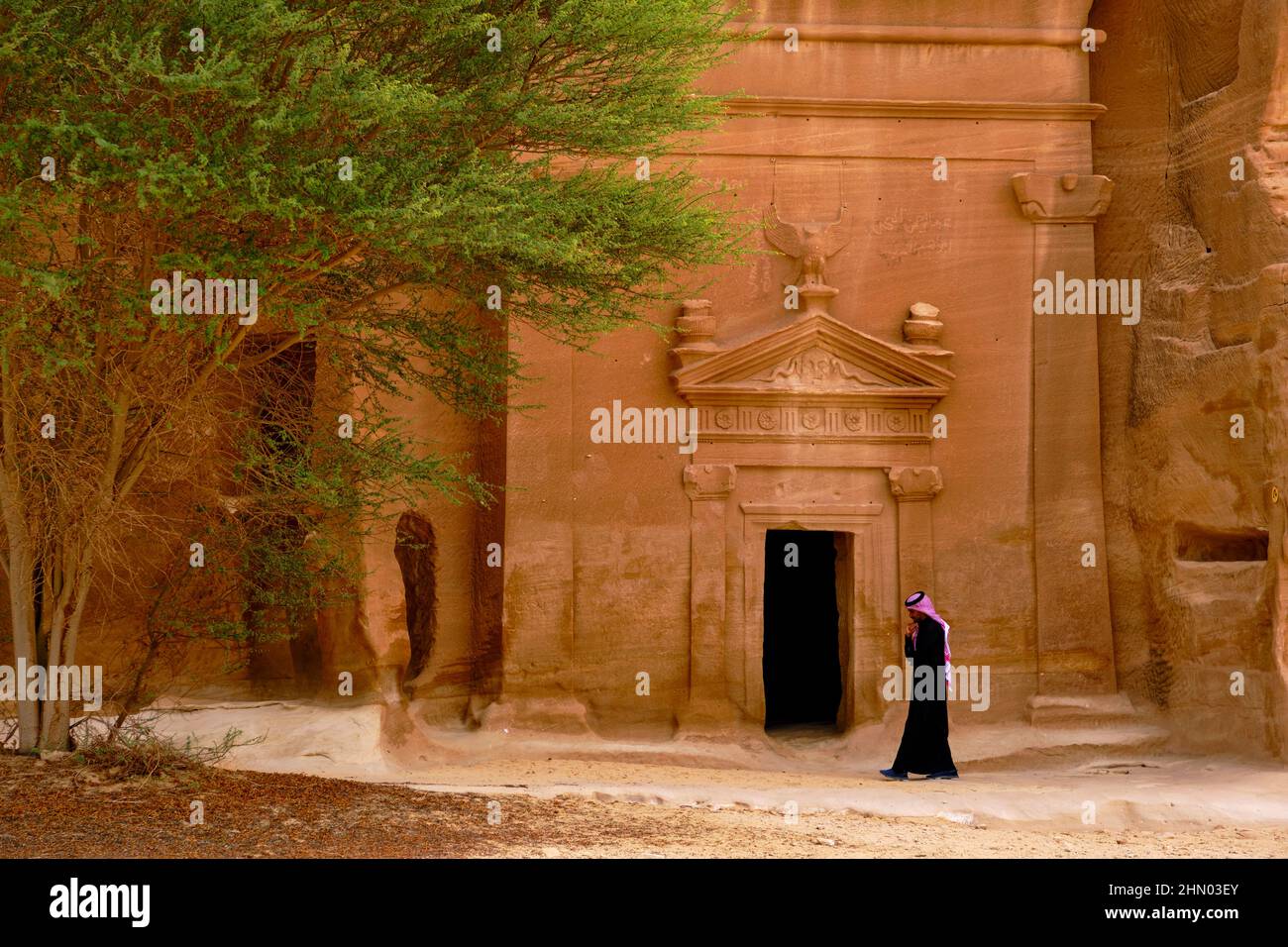 Saudi-Arabien, Region Al Madinah, Alula oder Al Ula, Nabateische Grabstätte in Hegra (Madain Saleh), Grab von Jabal AlBanat Stockfoto