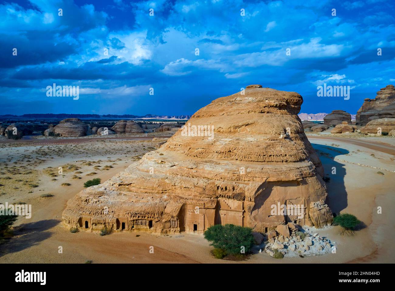 Saudi-Arabien, Region Al Madinah, Alula oder Al Ula, Nabateische Grabstätte in Hegra (Madain Saleh), Grab von Jabal AlBanat Stockfoto