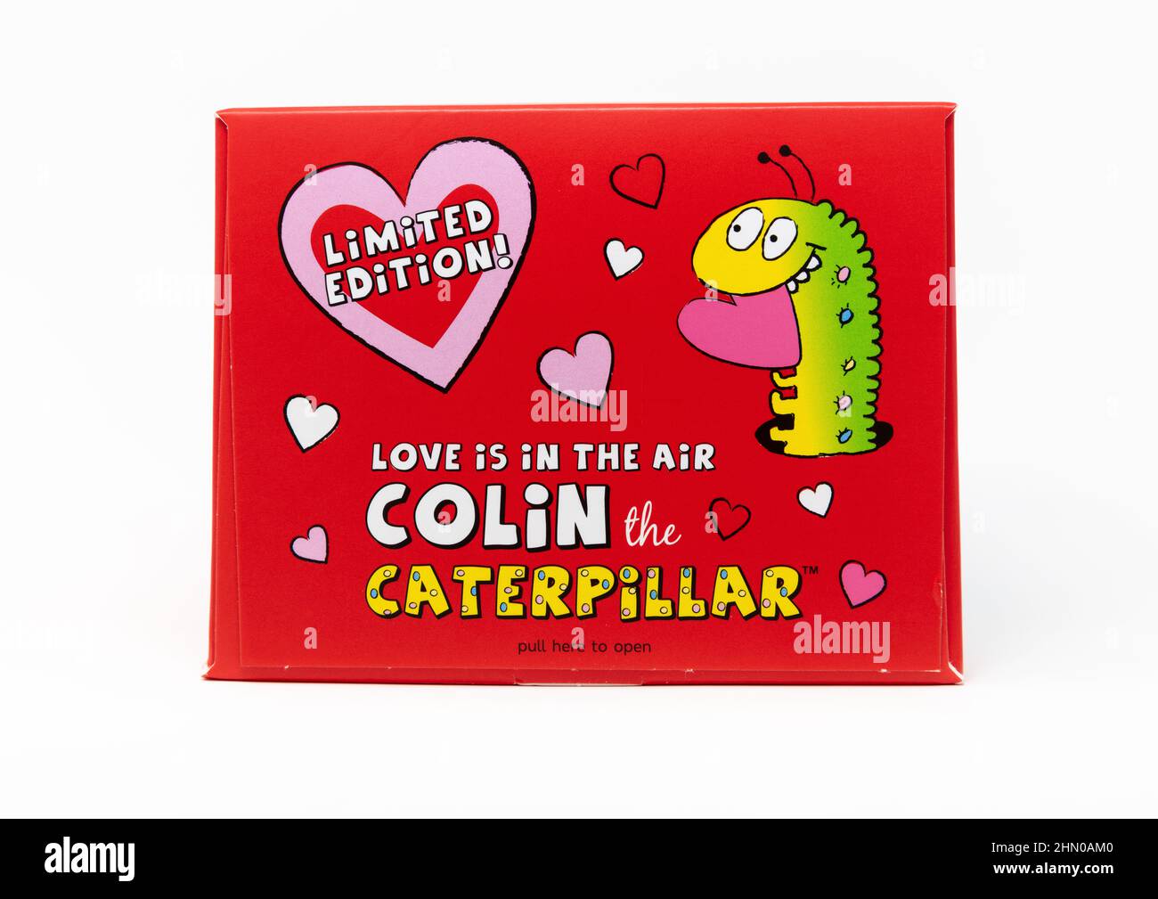 M&S Love is in the Air Colin the Caterpillar Limited Edition Valentines Cake Stockfoto