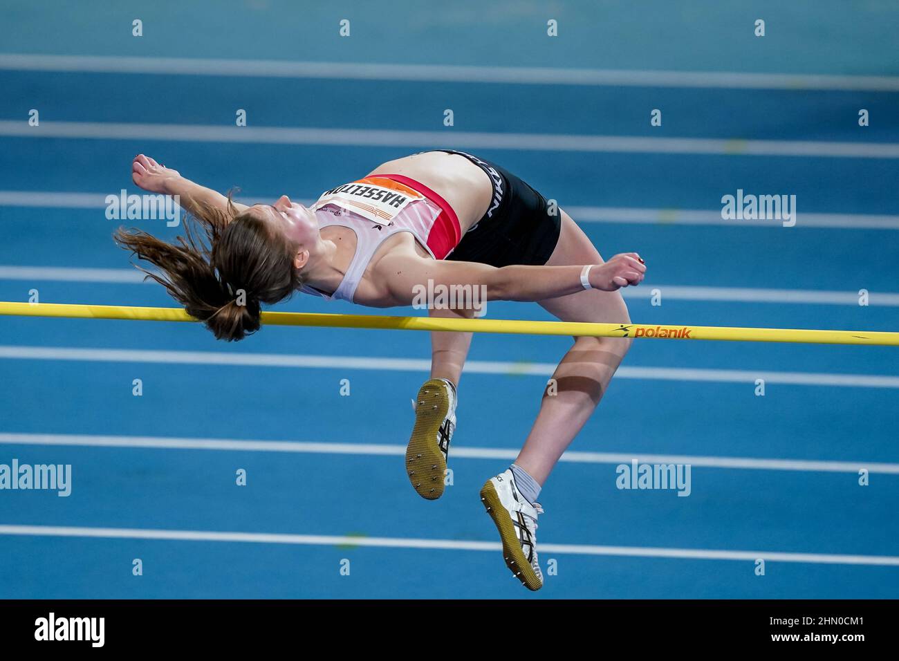 APELDOORN, NIEDERLANDE - 13. FEBRUAR: Amy Hasselton von THOR während des NK Indoor Meerkamp im Omnisport am 13. Februar 2022 in Apeldoorn, Niederlande (Foto: Andre Weening/Orange Picles) Stockfoto