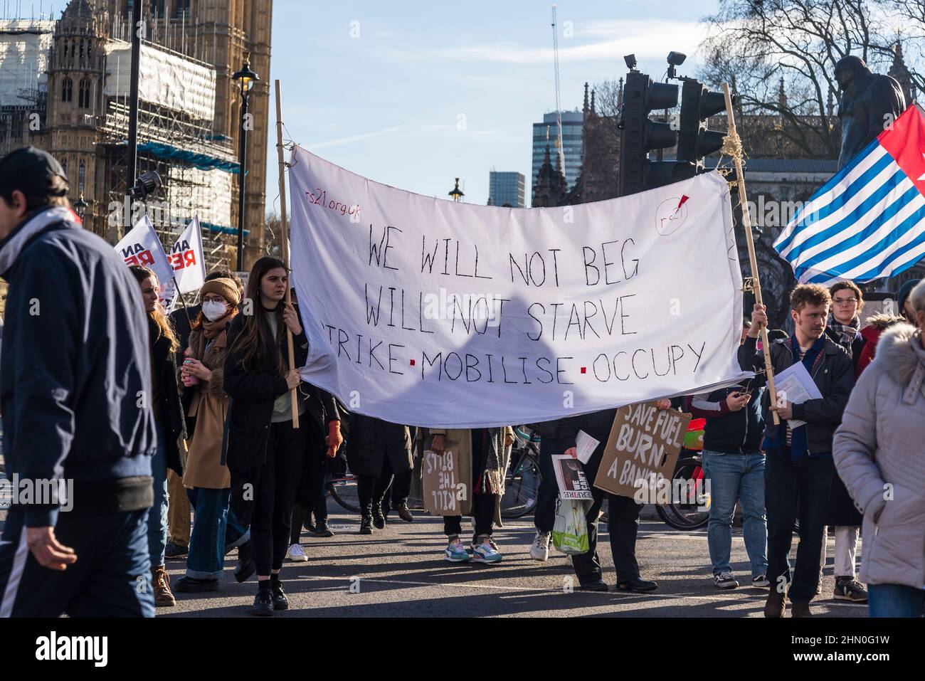Protest gegen steigende Lebenshaltungskosten, Parliament Square, London, Großbritannien 12/02/2022 Stockfoto