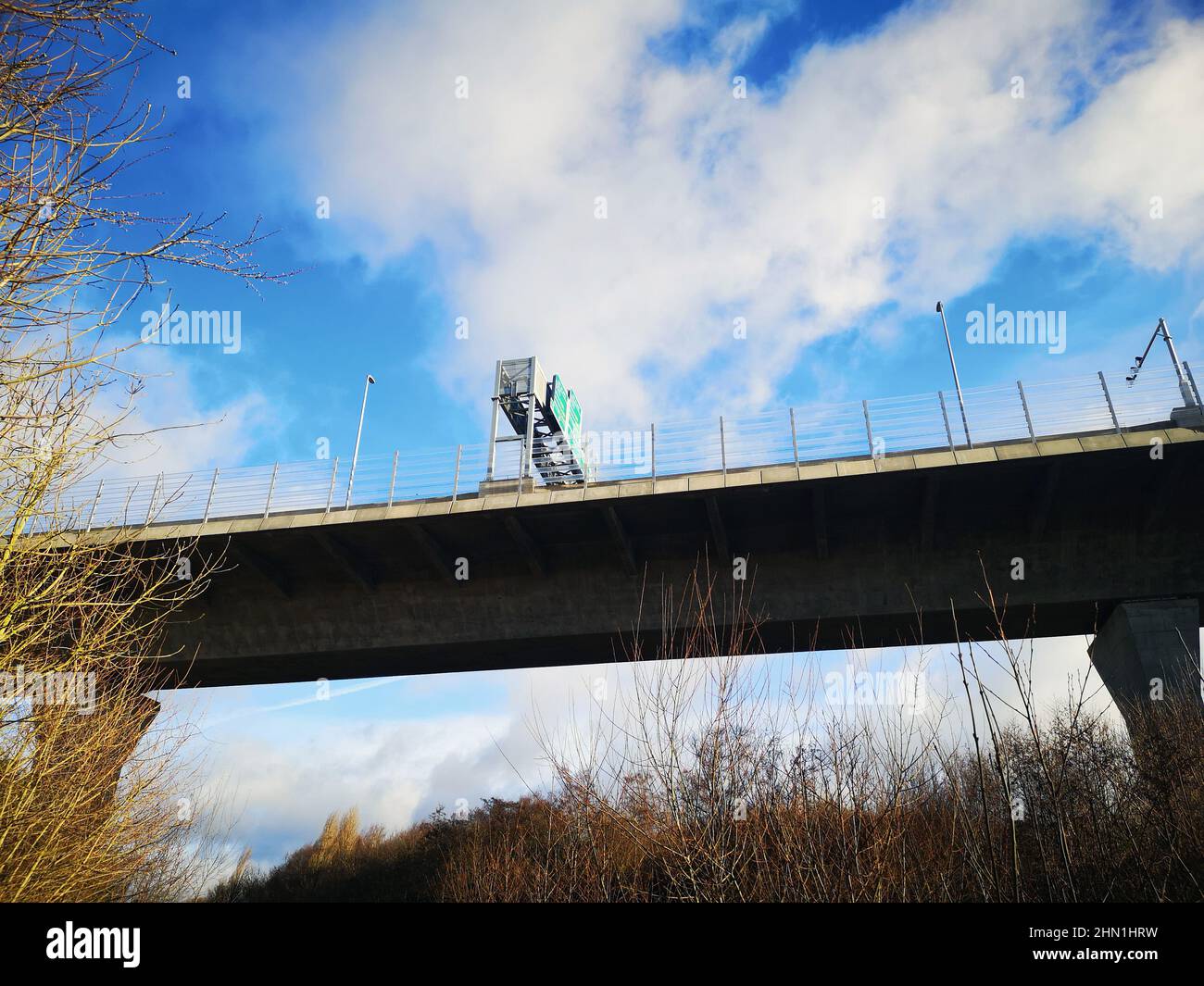 Mersey Gateway-Kabelbrücke in Runcorn, Großbritannien Stockfoto
